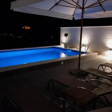 Trogrli - With Balcony *