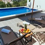Trogrli - With Balcony Apartment